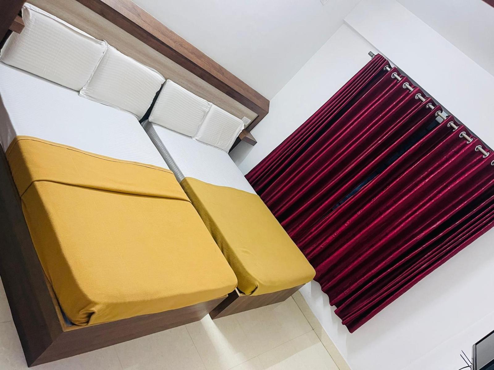 B Six Hotel バンガロール エクステリア 写真