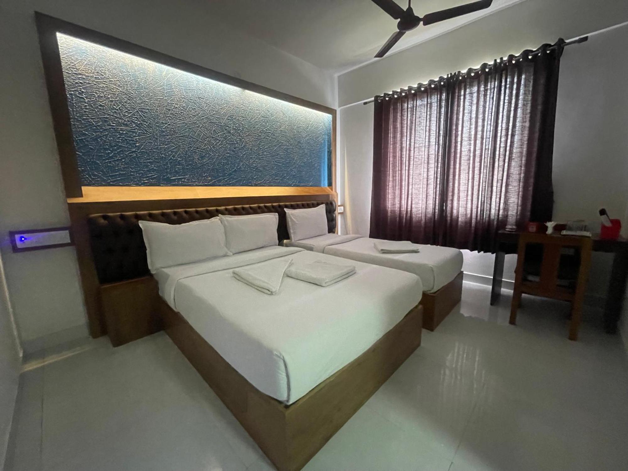 B Six Hotel バンガロール エクステリア 写真